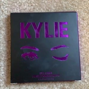 KYLIE JENNER THE PURPLE PALLET
